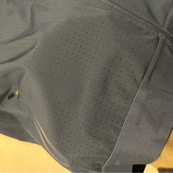 ZYIA Active navy lightweight zip up coat perforated w/spellout - Picture 4 of 7